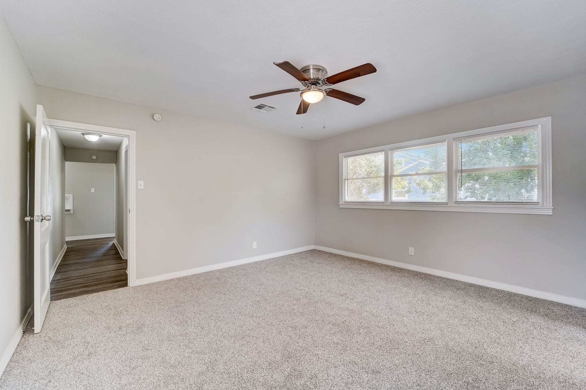 1420 Foreman Street, La Marque, TX 77568 1420 Foreman Street, La Marque, TX 77568