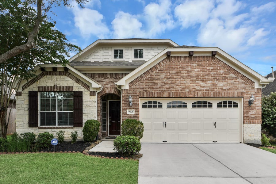 Property photo for 9606 W Amber Bluff Lane, Katy, TX