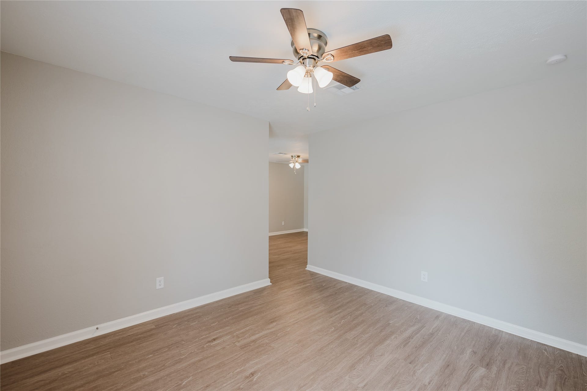 1109 Missouri Street, South Houston, TX 77587 1109 Missouri Street, South Houston, TX 77587