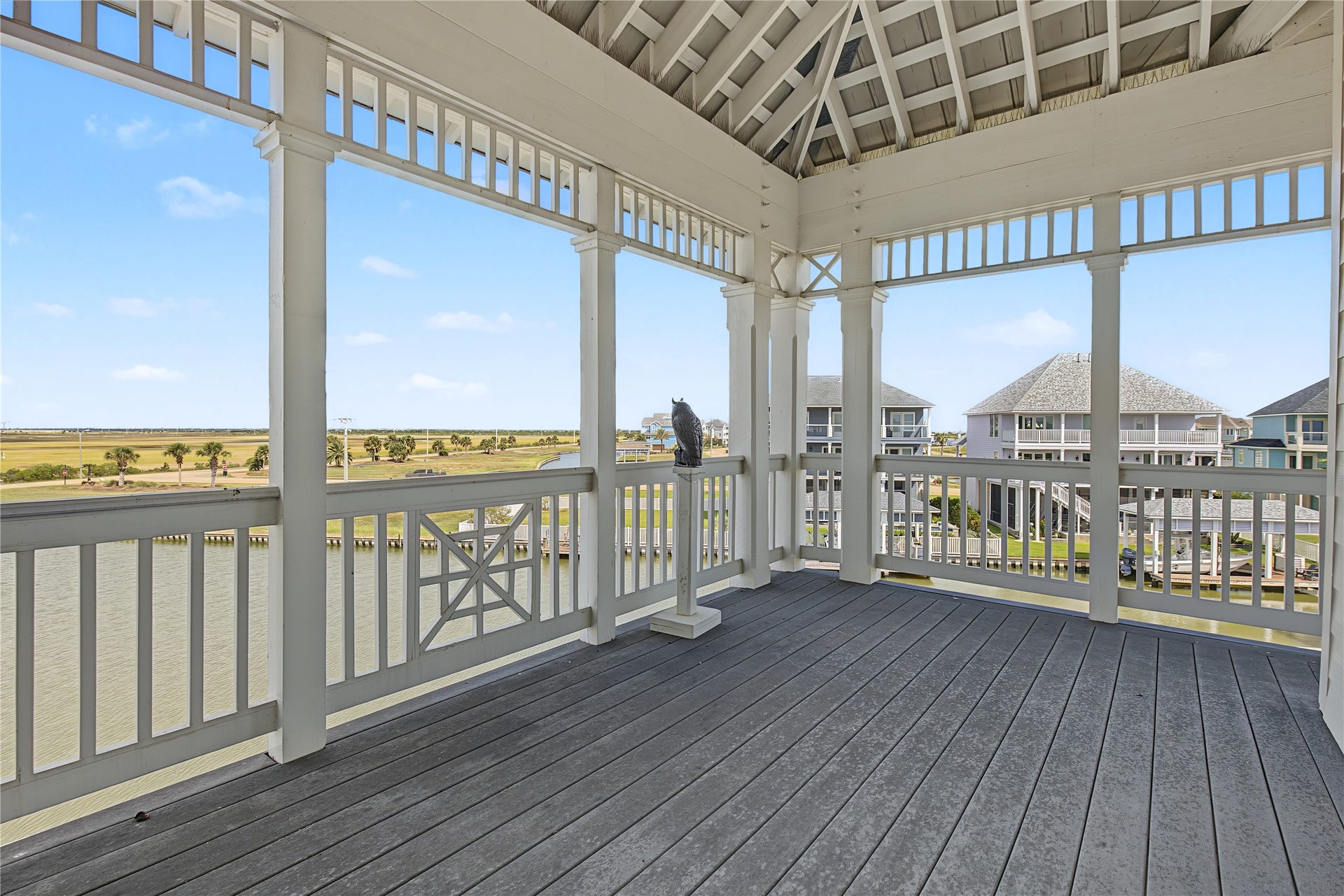 10 Islamorada, Hitchcock, TX 77563 10 Islamorada, Hitchcock, TX 77563