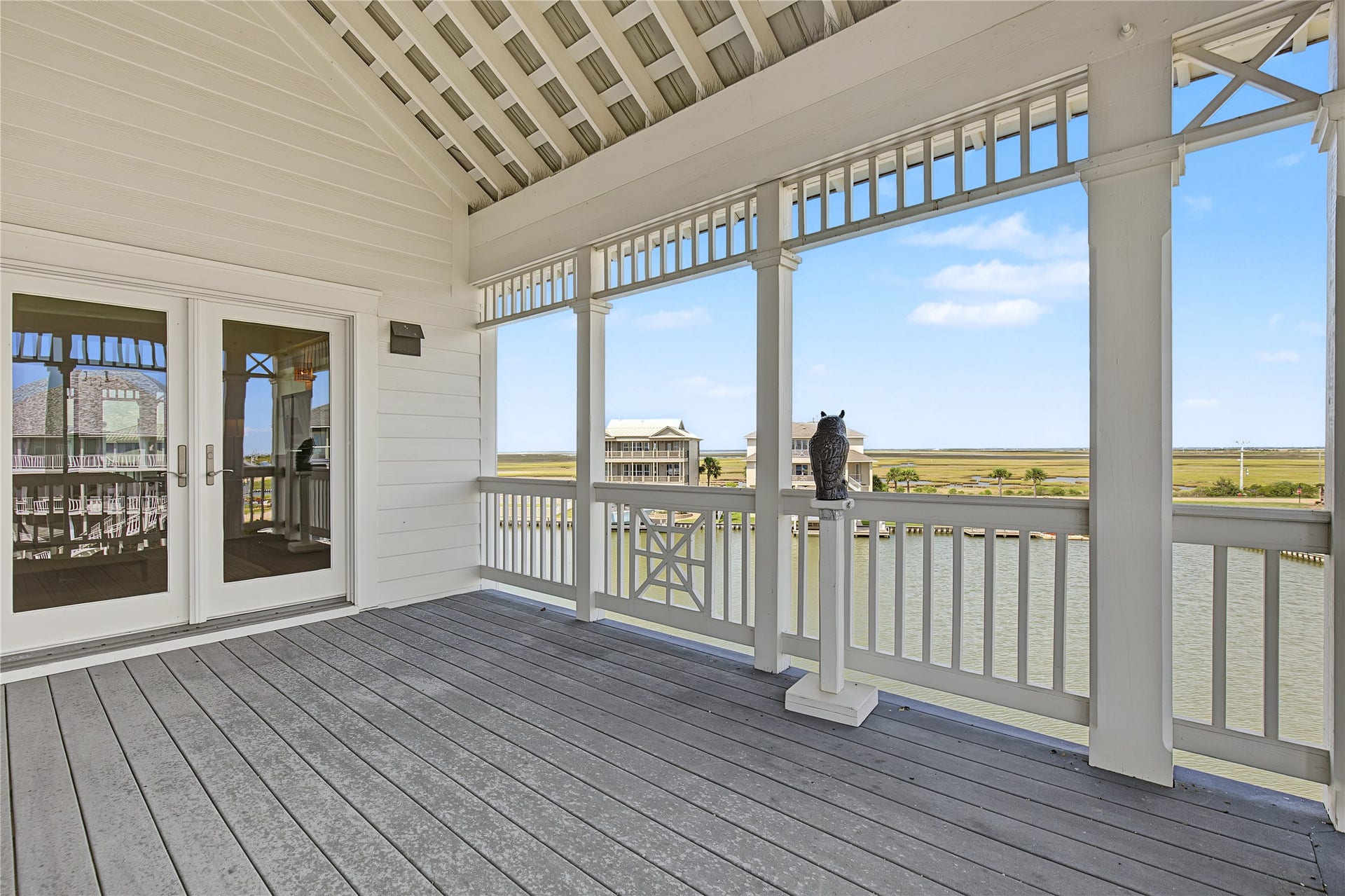10 Islamorada, Hitchcock, TX 77563 10 Islamorada, Hitchcock, TX 77563