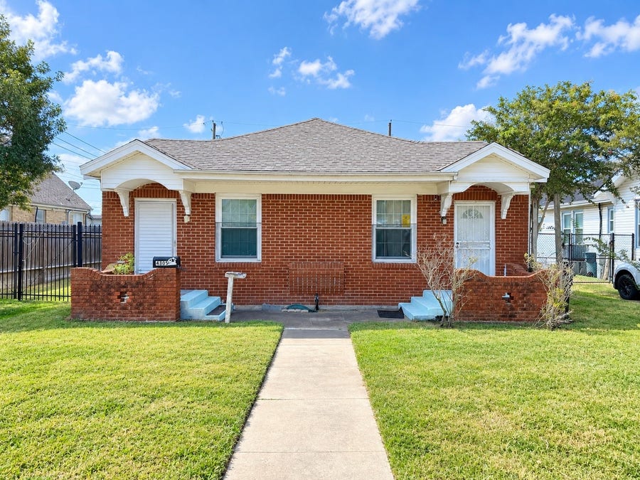 Property photo for 4305 Avenue N 1/2, Galveston, TX