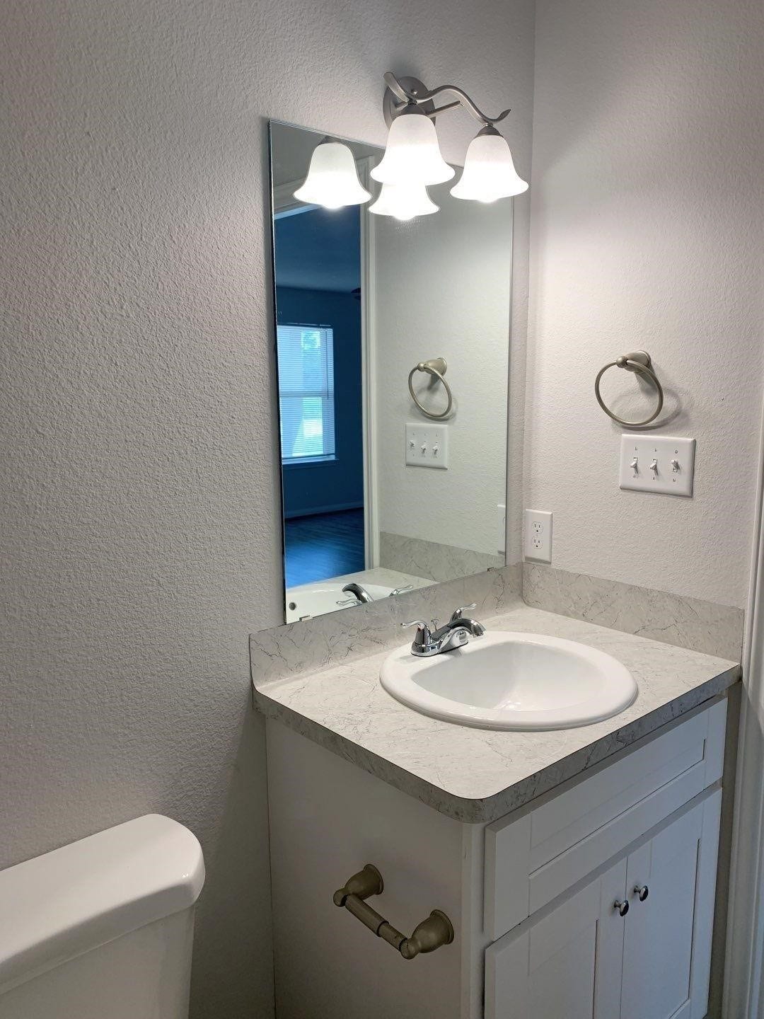7801 Angus Street, Houston, TX 77028 7801 Angus Street, Houston, TX 77028