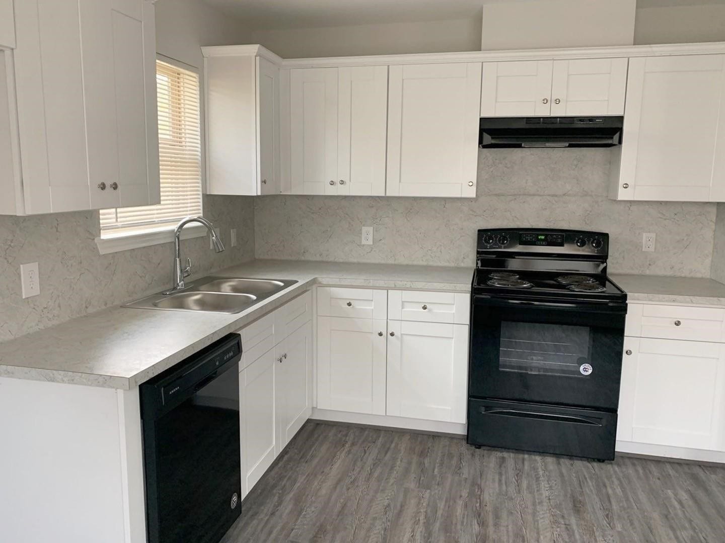 7801 Angus Street, Houston, TX 77028 7801 Angus Street, Houston, TX 77028