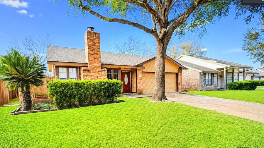 Property photo for 3318 Cannon Pass, Sugar Land, TX