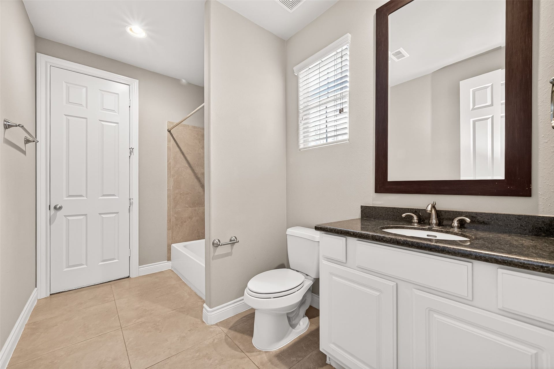 8810 Lakeshore Bend Drive, Houston, TX 77080 8810 Lakeshore Bend Drive, Houston, TX 77080