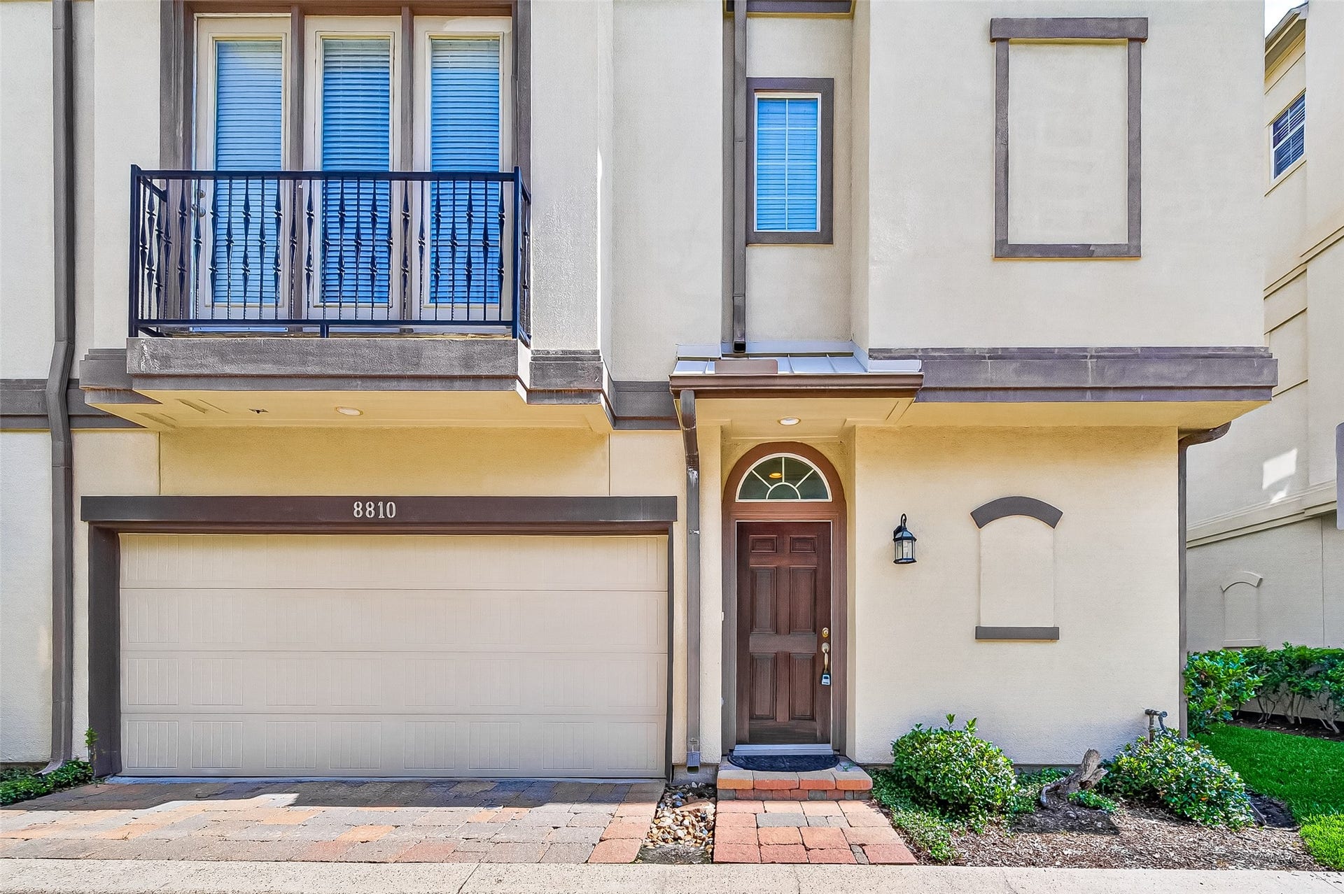 8810 Lakeshore Bend Drive, Houston, TX 77080 8810 Lakeshore Bend Drive, Houston, TX 77080