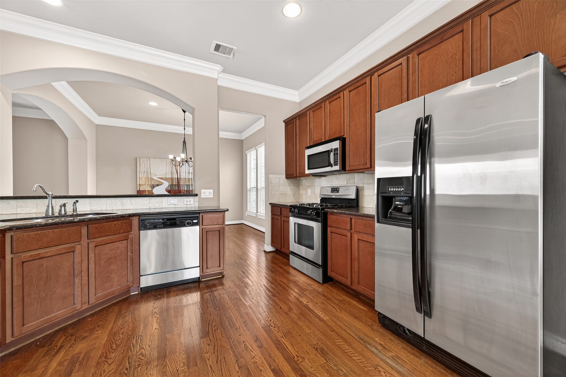 8810 Lakeshore Bend Drive, Houston, TX 77080 8810 Lakeshore Bend Drive, Houston, TX 77080