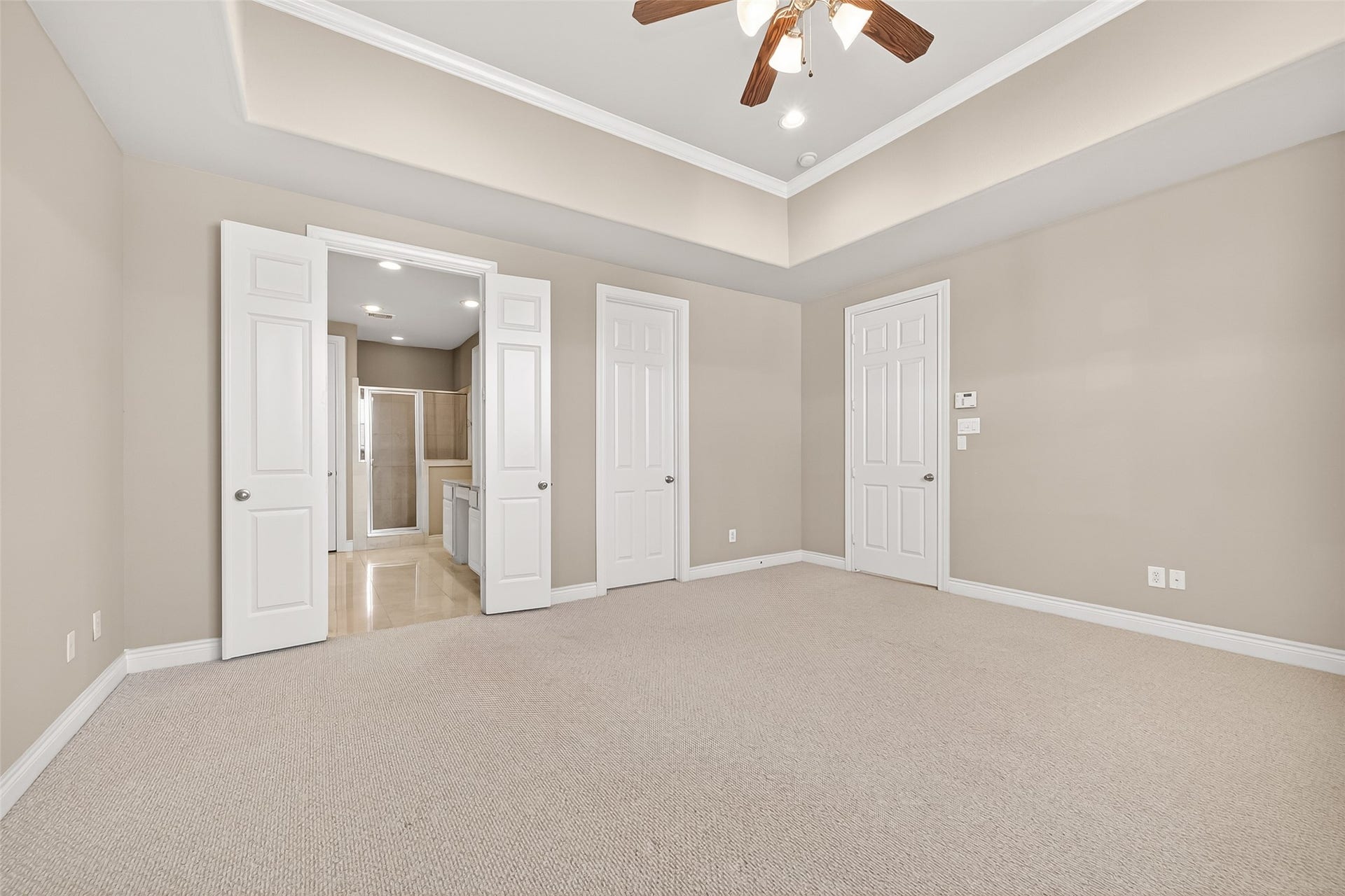 8810 Lakeshore Bend Drive, Houston, TX 77080 8810 Lakeshore Bend Drive, Houston, TX 77080