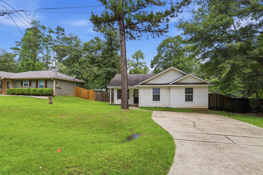 Property photo for 10793 Royal Magnolia Drive, Conroe, TX
