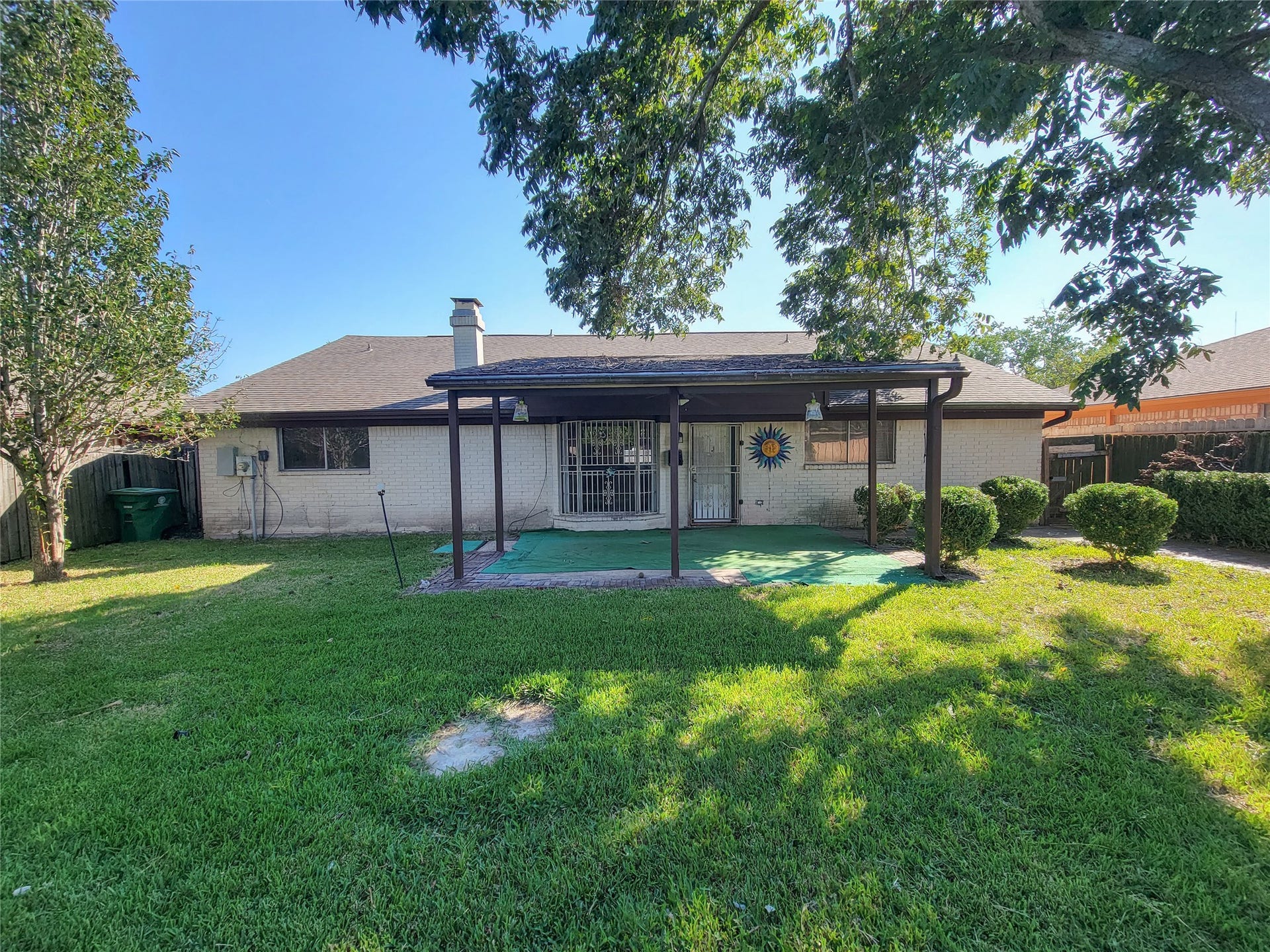 6606 Laughlin Drive, Houston, TX 77489