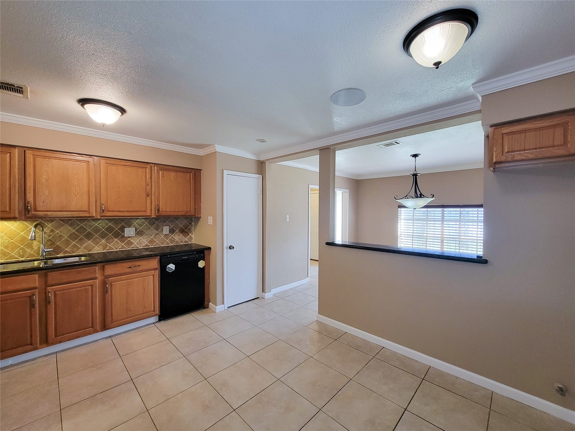 6606 Laughlin Drive, Houston, TX 77489