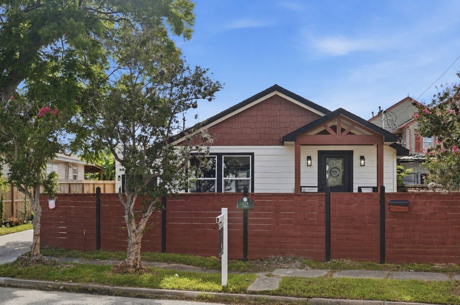 Property photo for 125 N Super Street, Houston, TX