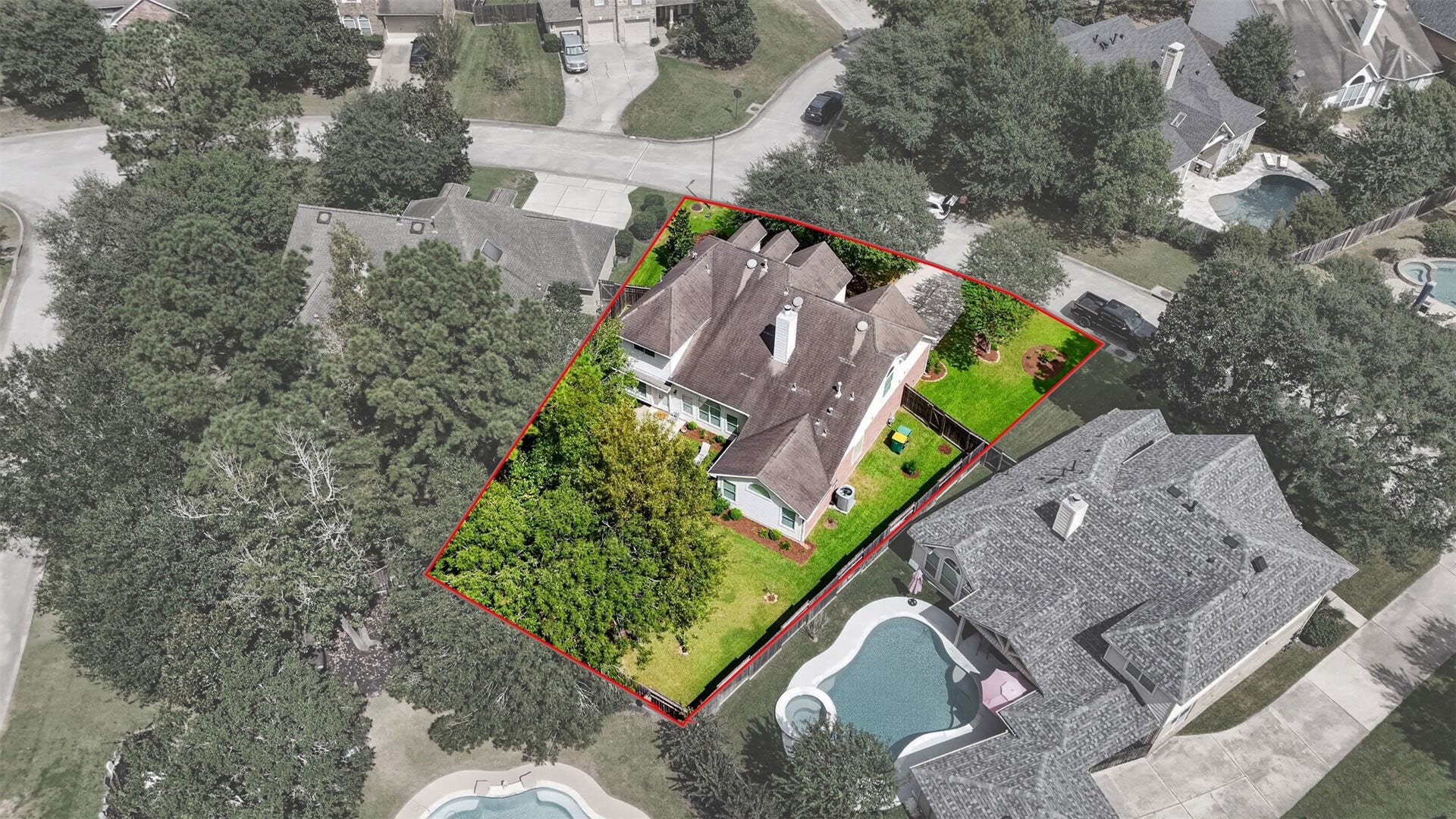 127 N Hawthorne Hollow Circle, The Woodlands, TX 77384 127 N Hawthorne Hollow Circle, The Woodlands, TX 77384