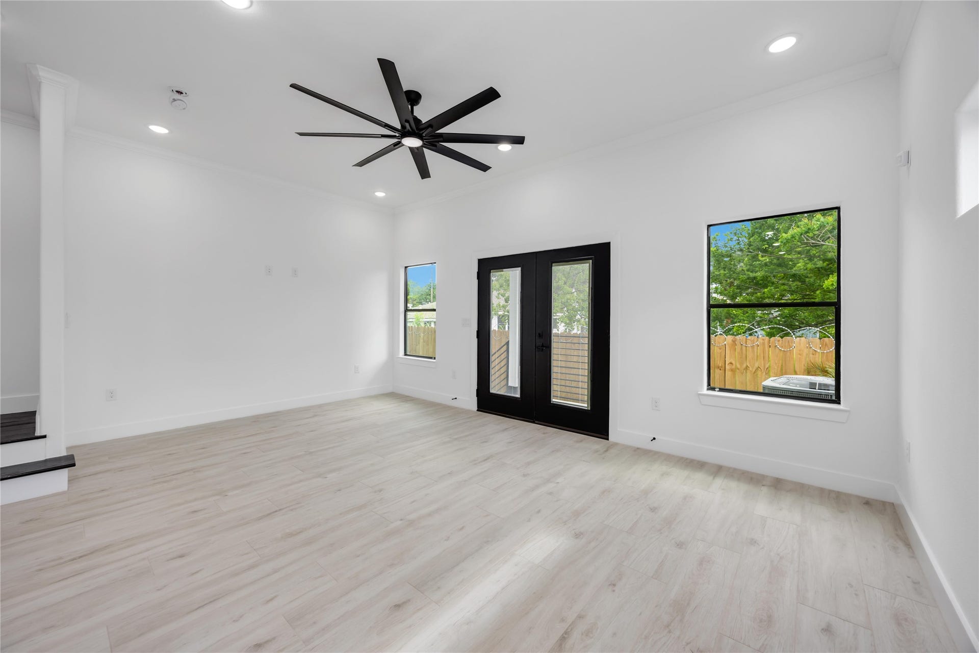 3020 Retta Street, Houston, TX 77026 3020 Retta Street, Houston, TX 77026