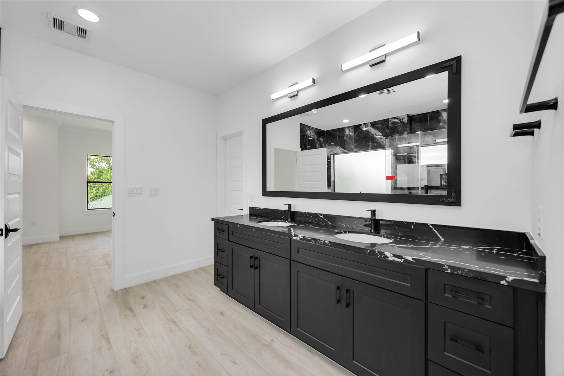 3020 Retta Street, Houston, TX 77026 3020 Retta Street, Houston, TX 77026
