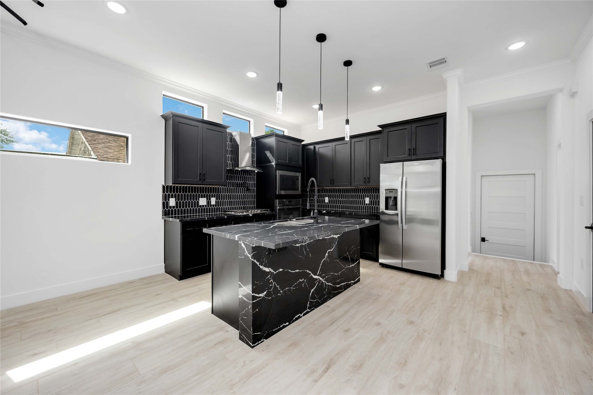 3020 Retta Street, Houston, TX 77026 3020 Retta Street, Houston, TX 77026