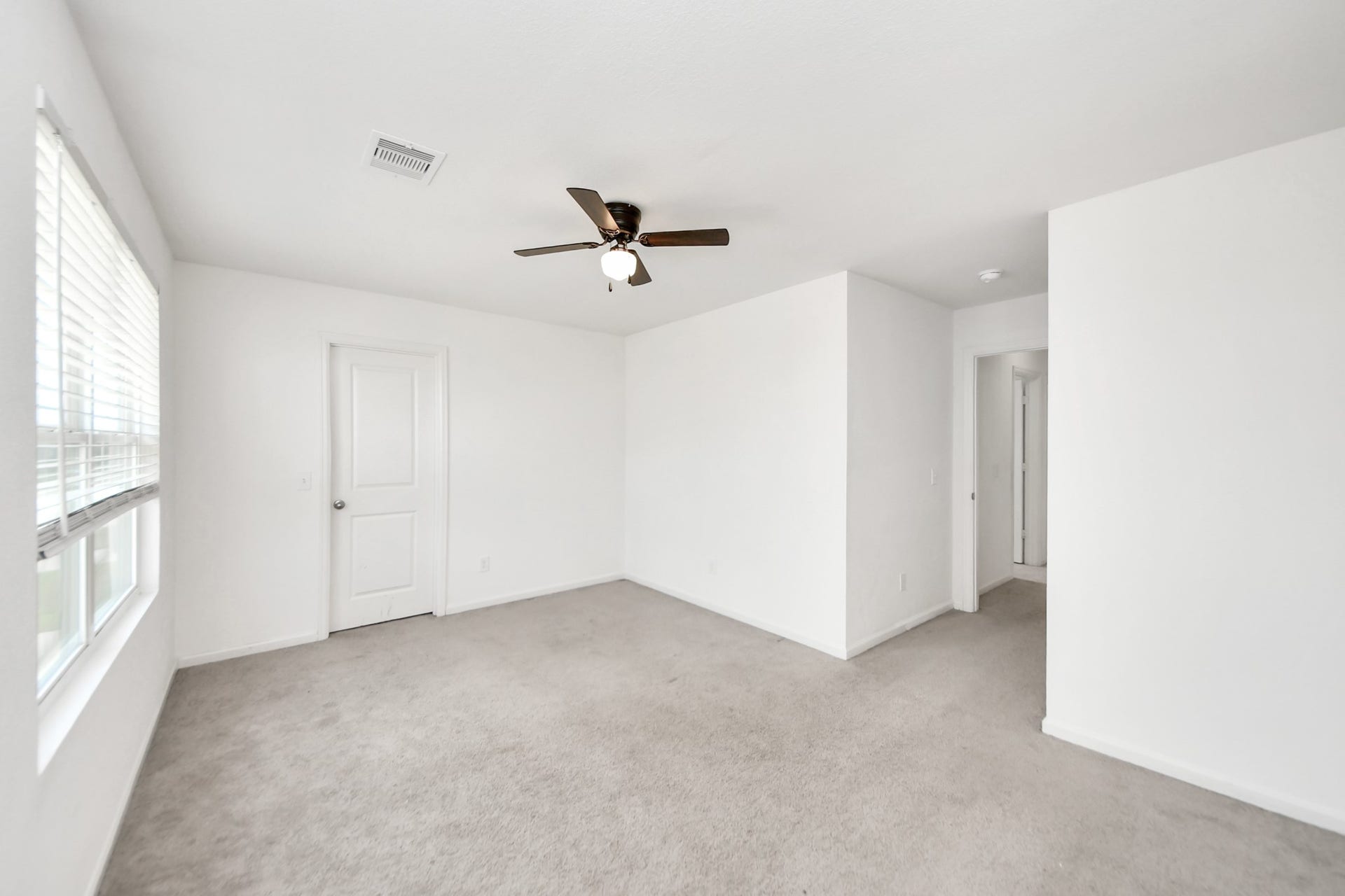 2056 Spindletree Lane, Brookshire, TX 77423
