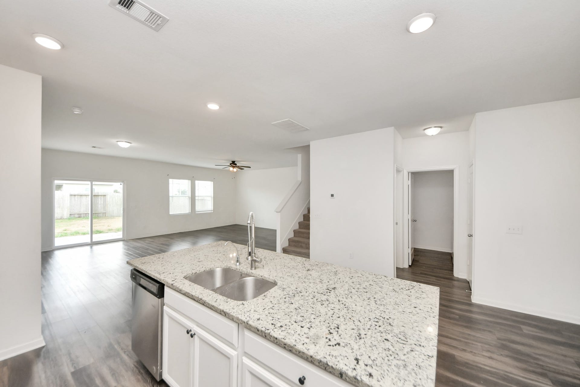 2056 Spindletree Lane, Brookshire, TX 77423