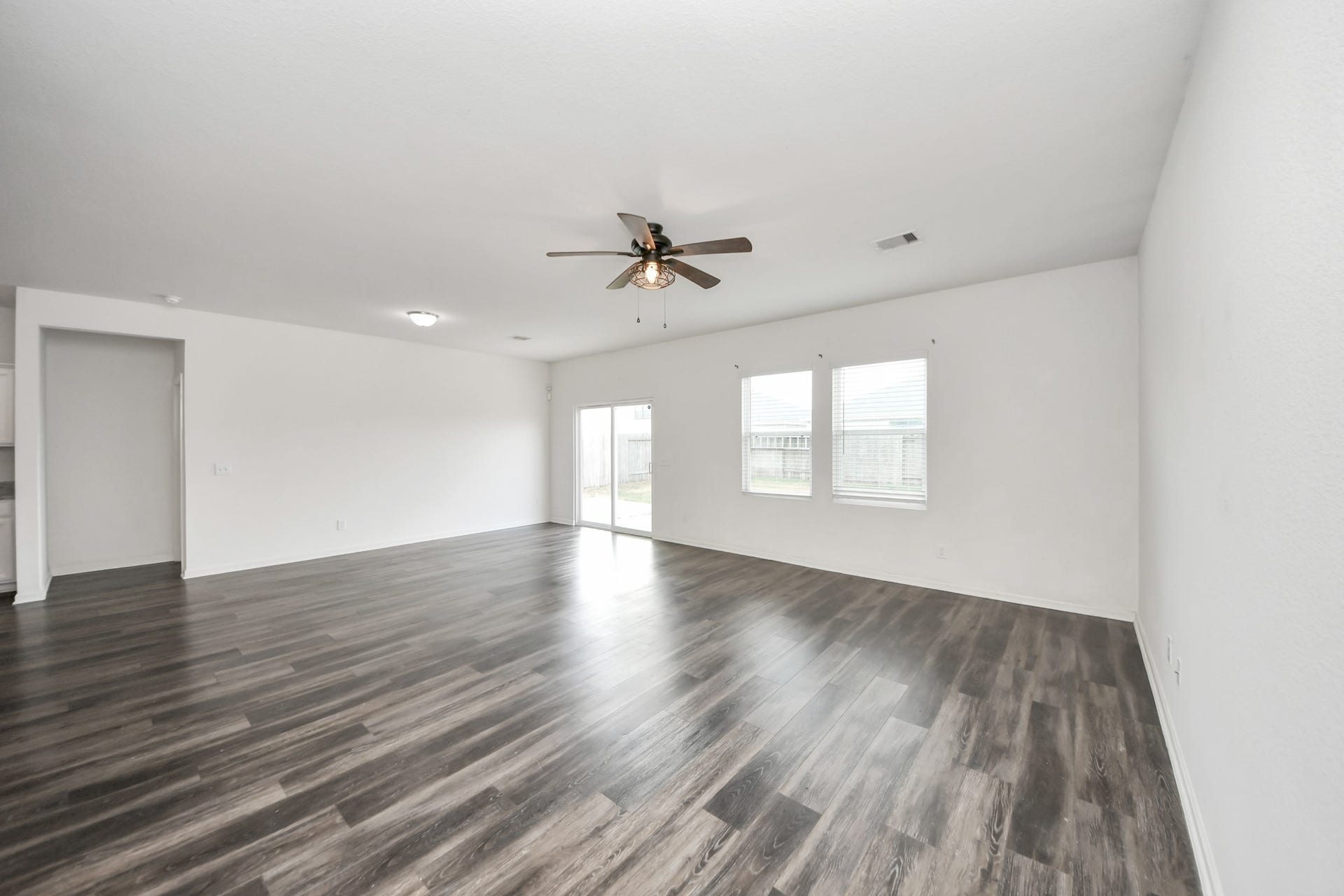 2056 Spindletree Lane, Brookshire, TX 77423