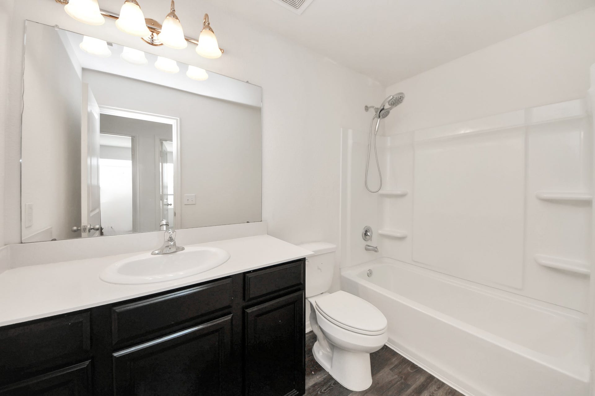 2056 Spindletree Lane, Brookshire, TX 77423