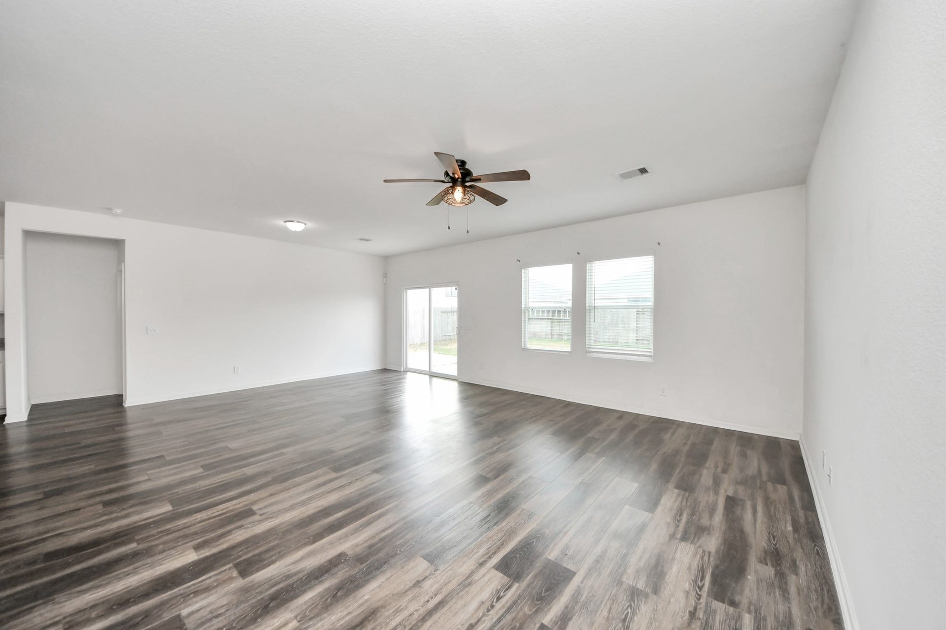 2056 Spindletree Lane, Brookshire, TX 77423