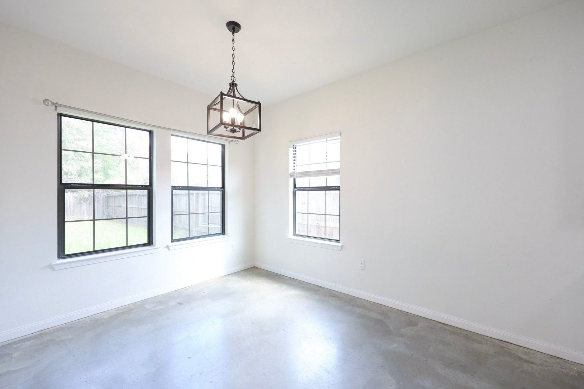 707 Magnolia Point Drive, Huffman, TX 77336 707 Magnolia Point Drive, Huffman, TX 77336