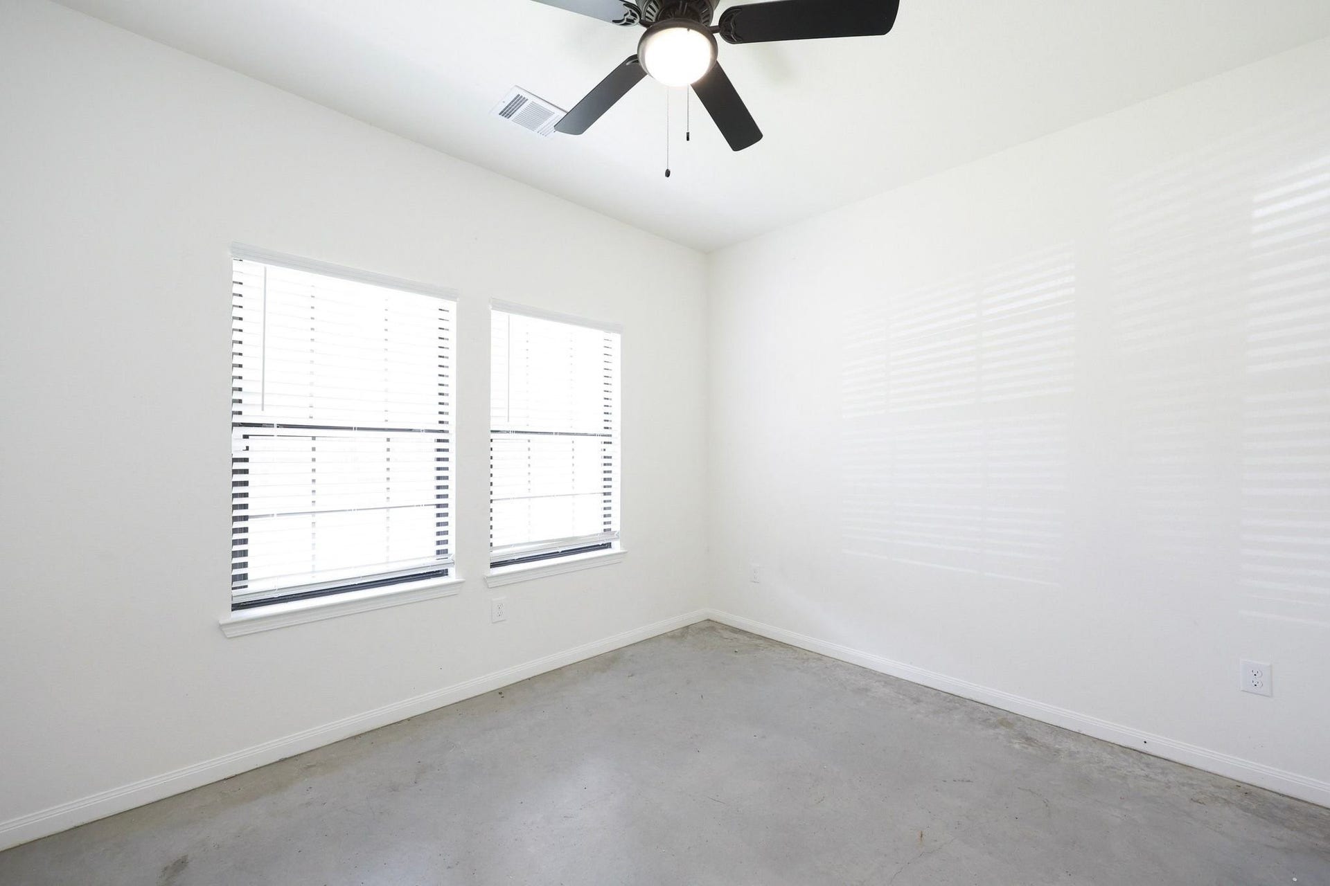 707 Magnolia Point Drive, Huffman, TX 77336 707 Magnolia Point Drive, Huffman, TX 77336