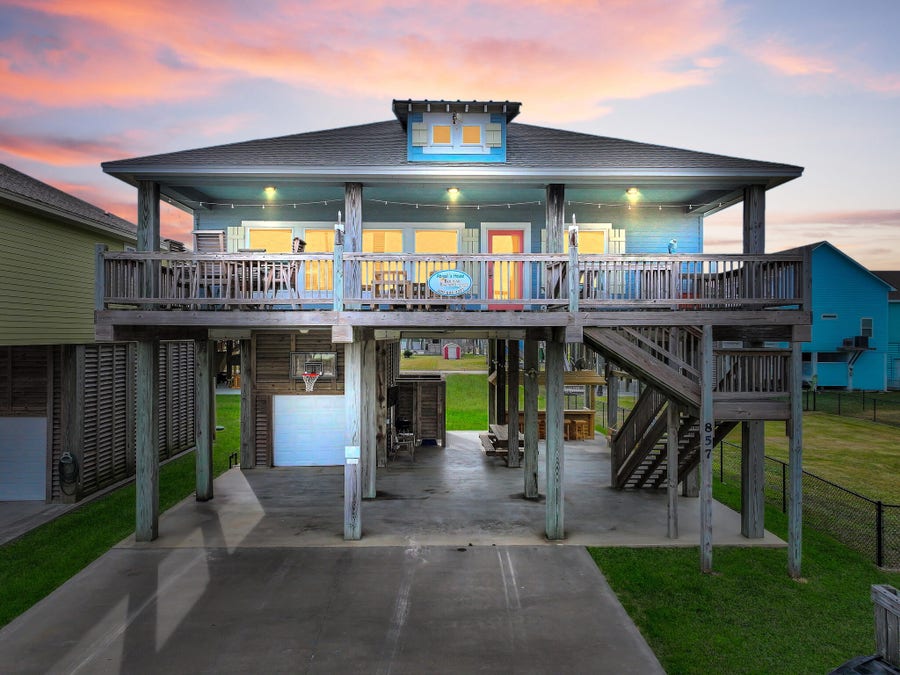 Property photo for 857 Wommack, Crystal Beach, TX
