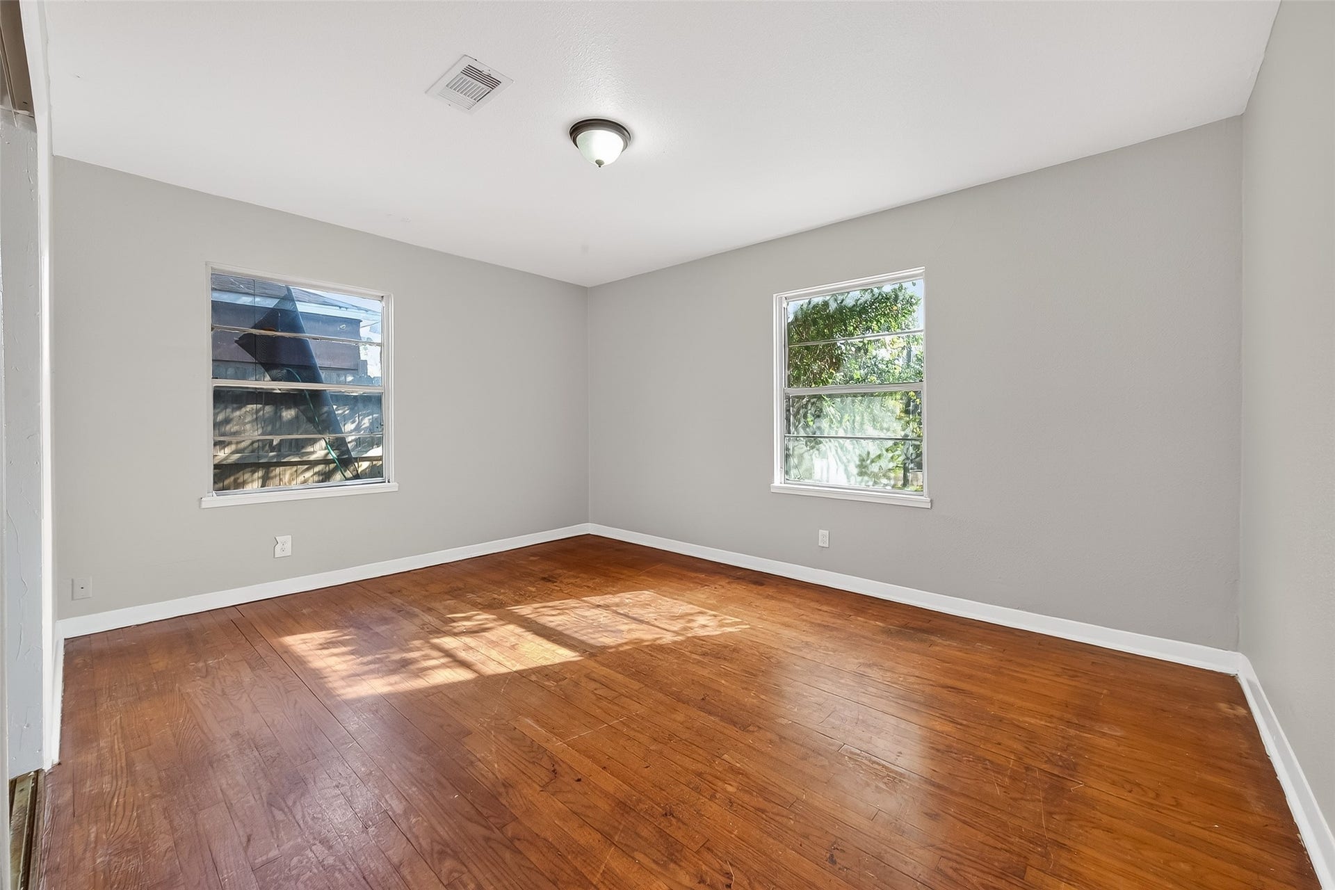 6127 Beldart Street, Houston, TX 77033
