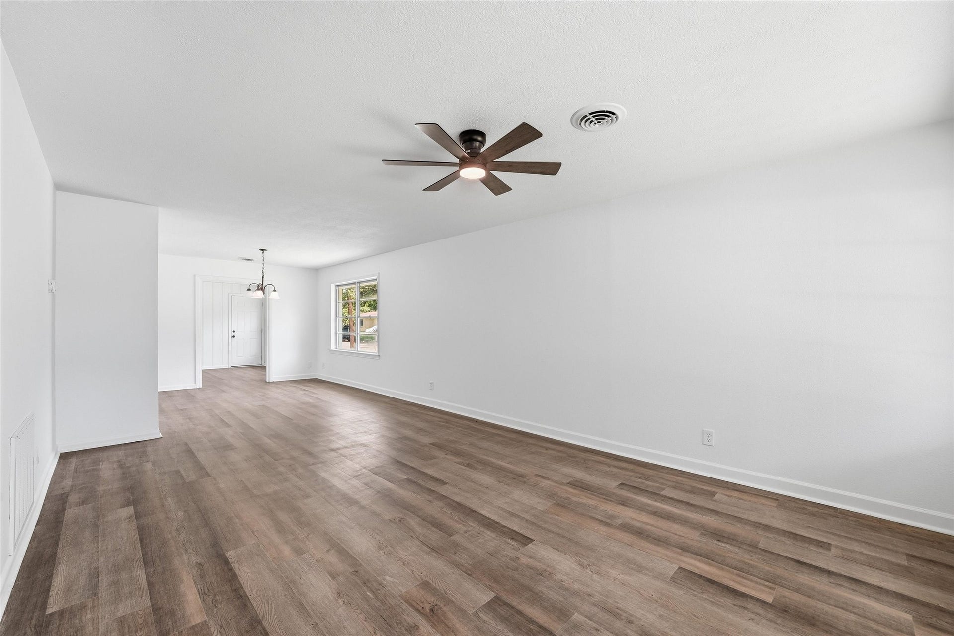5002 Live Oak Drive, Texas City, TX 77591 5002 Live Oak Drive, Texas City, TX 77591
