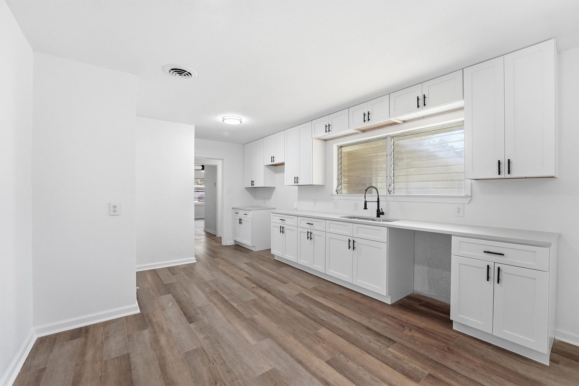 5002 Live Oak Drive, Texas City, TX 77591 5002 Live Oak Drive, Texas City, TX 77591