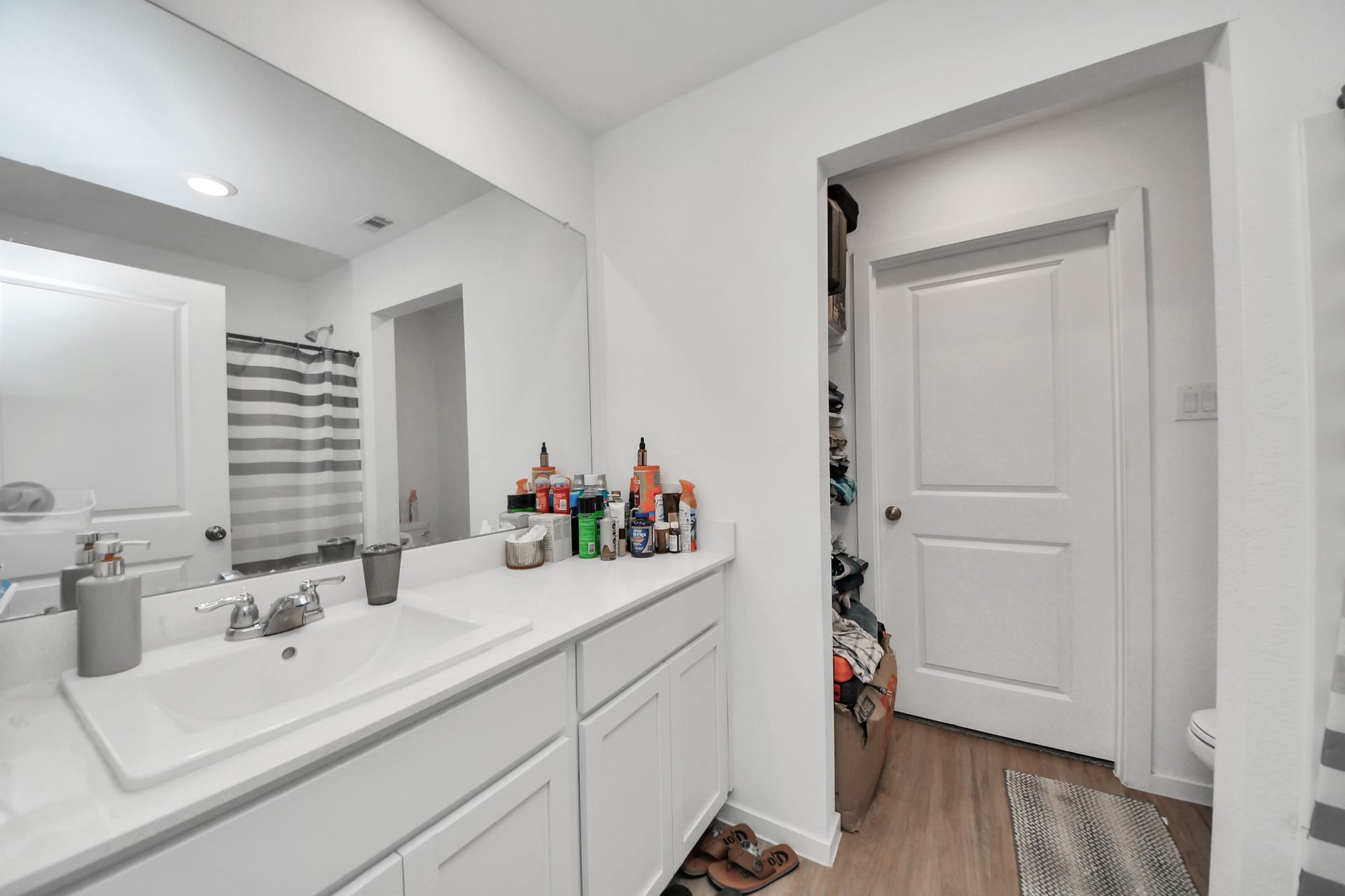3016 Courtney Coral Lane, Katy, TX 77493 3016 Courtney Coral Lane, Katy, TX 77493