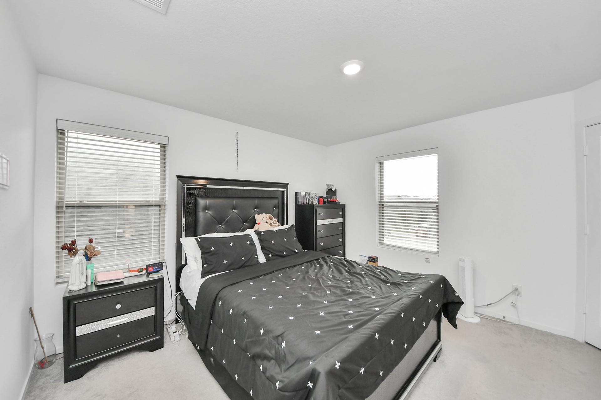 3016 Courtney Coral Lane, Katy, TX 77493 3016 Courtney Coral Lane, Katy, TX 77493