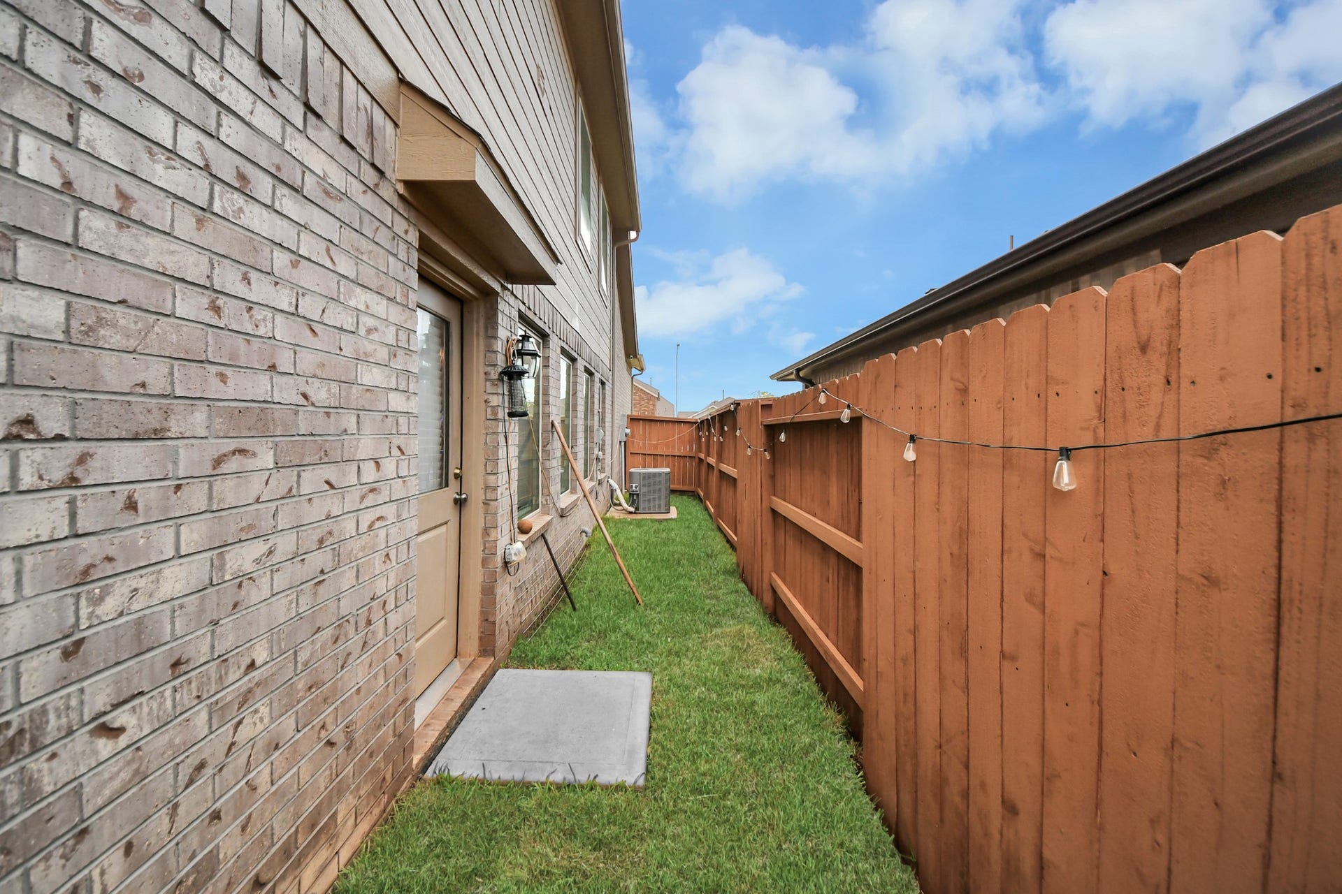 3016 Courtney Coral Lane, Katy, TX 77493 3016 Courtney Coral Lane, Katy, TX 77493