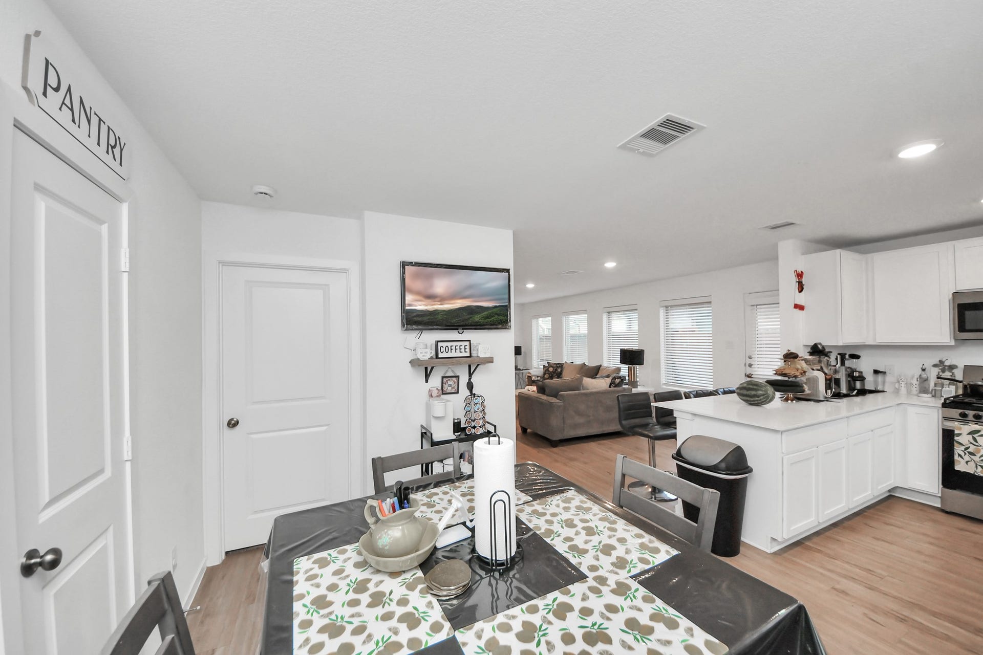 3016 Courtney Coral Lane, Katy, TX 77493 3016 Courtney Coral Lane, Katy, TX 77493