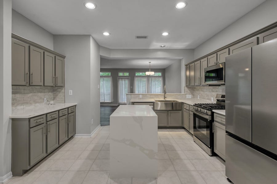 Property photo for 23 Alderon Woods Place, Spring, TX
