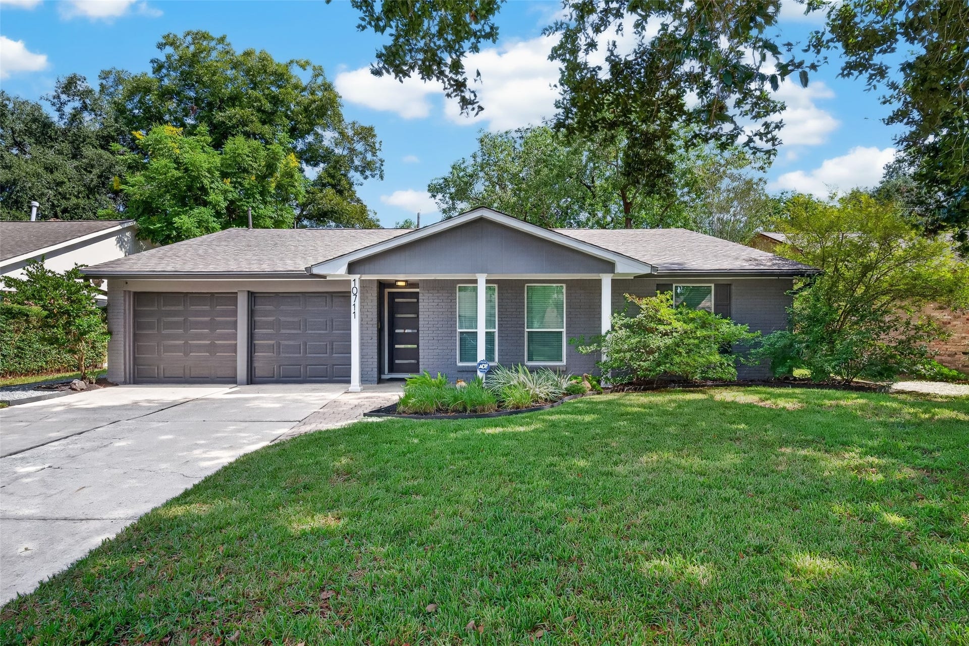 10711 Braewick Drive, Houston, TX 77096