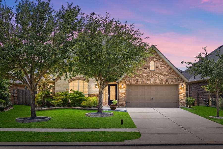 Property photo for 2322 Angel Trumpet Drive, Katy, TX