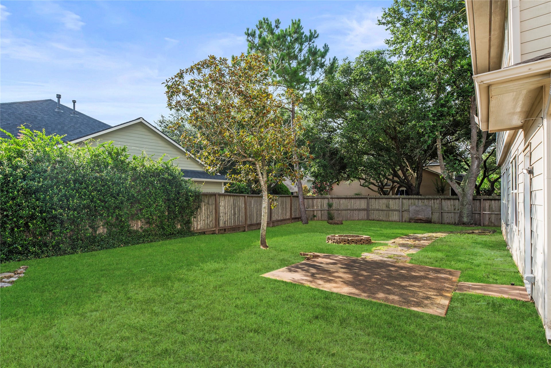 3422 Powell Way, Missouri City, TX 77459 The backyard is your blank canvas!