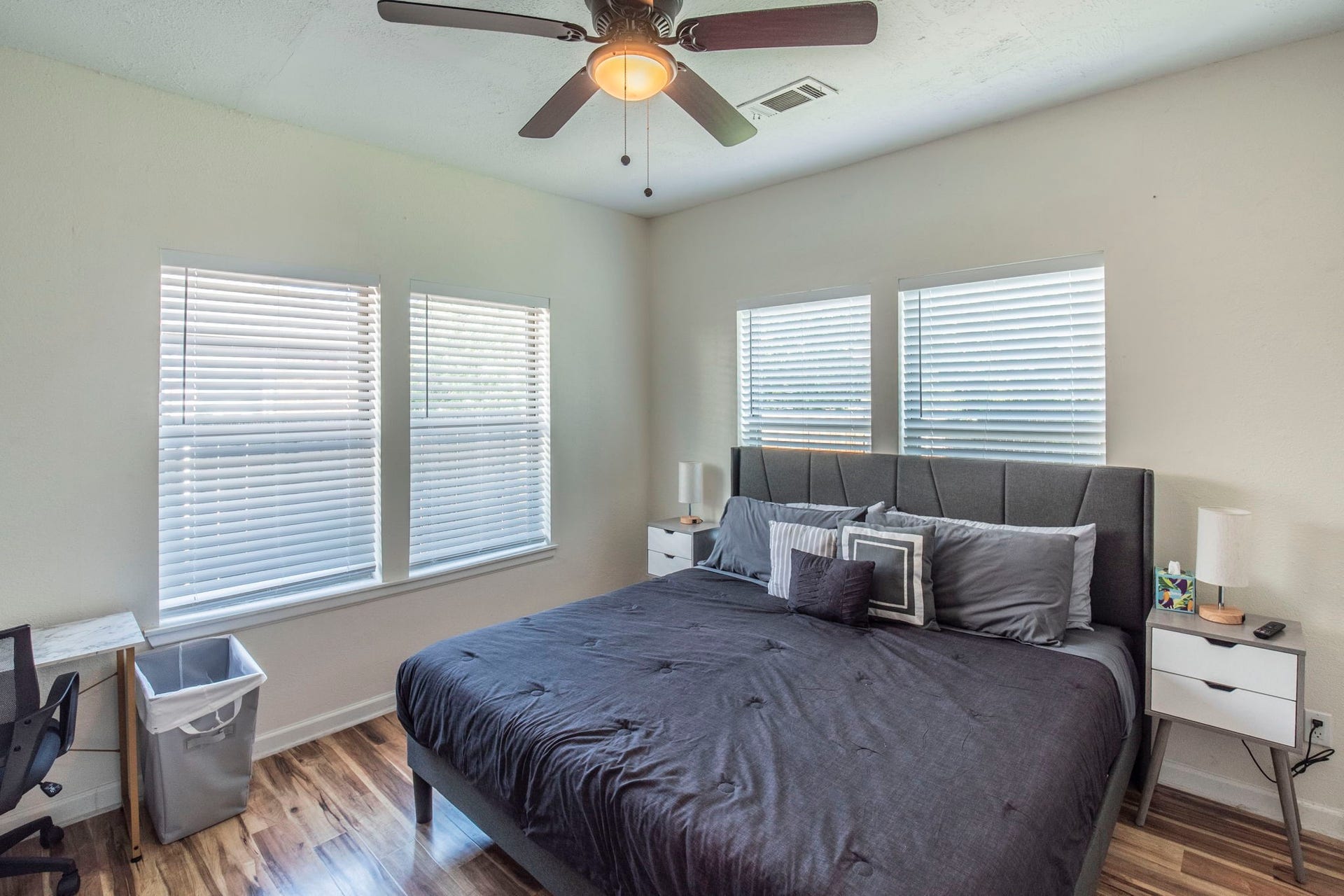 2613 & 2615 Isabella Street, Houston, TX 77004 2613 & 2615 Isabella Street, Houston, TX 77004