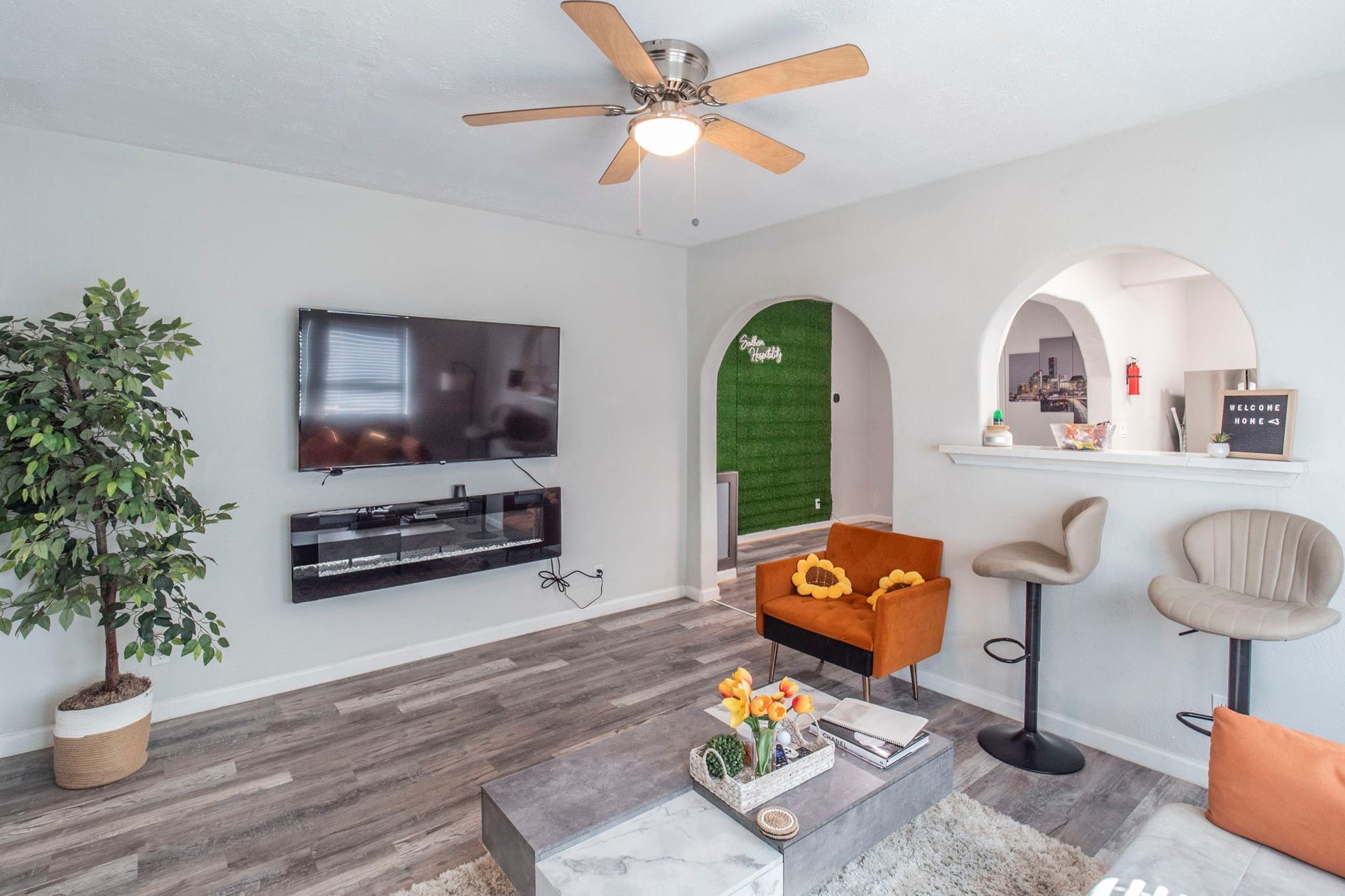 2613 & 2615 Isabella Street, Houston, TX 77004 2613 & 2615 Isabella Street, Houston, TX 77004