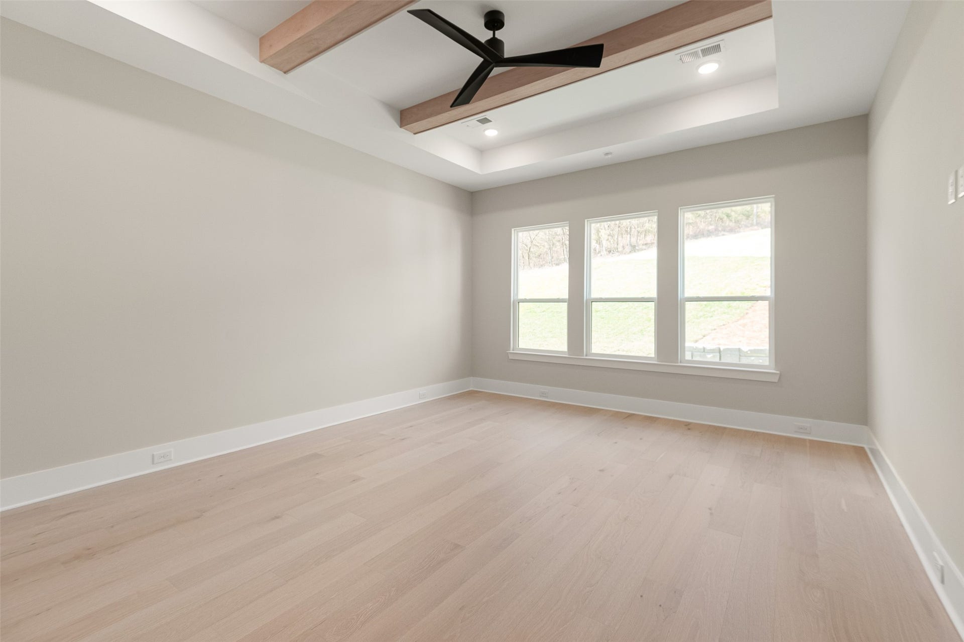 12848 Bentwood Farms Trace, Montgomery, TX 77356 Representative Photo for Illustrative Purposes Only. Actual Home, Features & Finishes May Vary.