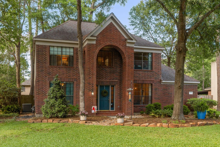 Property photo for 34 Plum Blossom Place, The Woodlands, TX