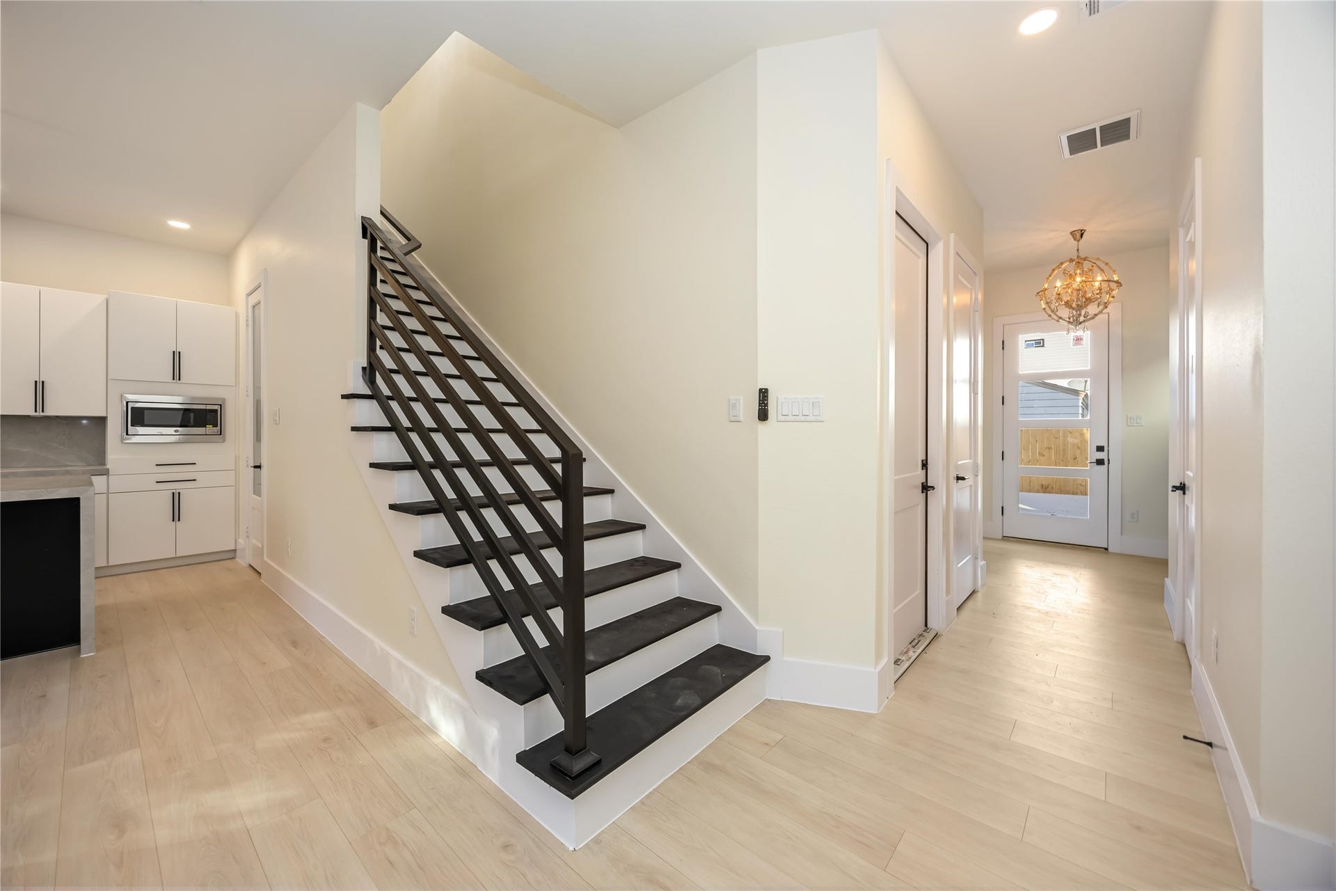 7127 England Street, Houston, TX 77021