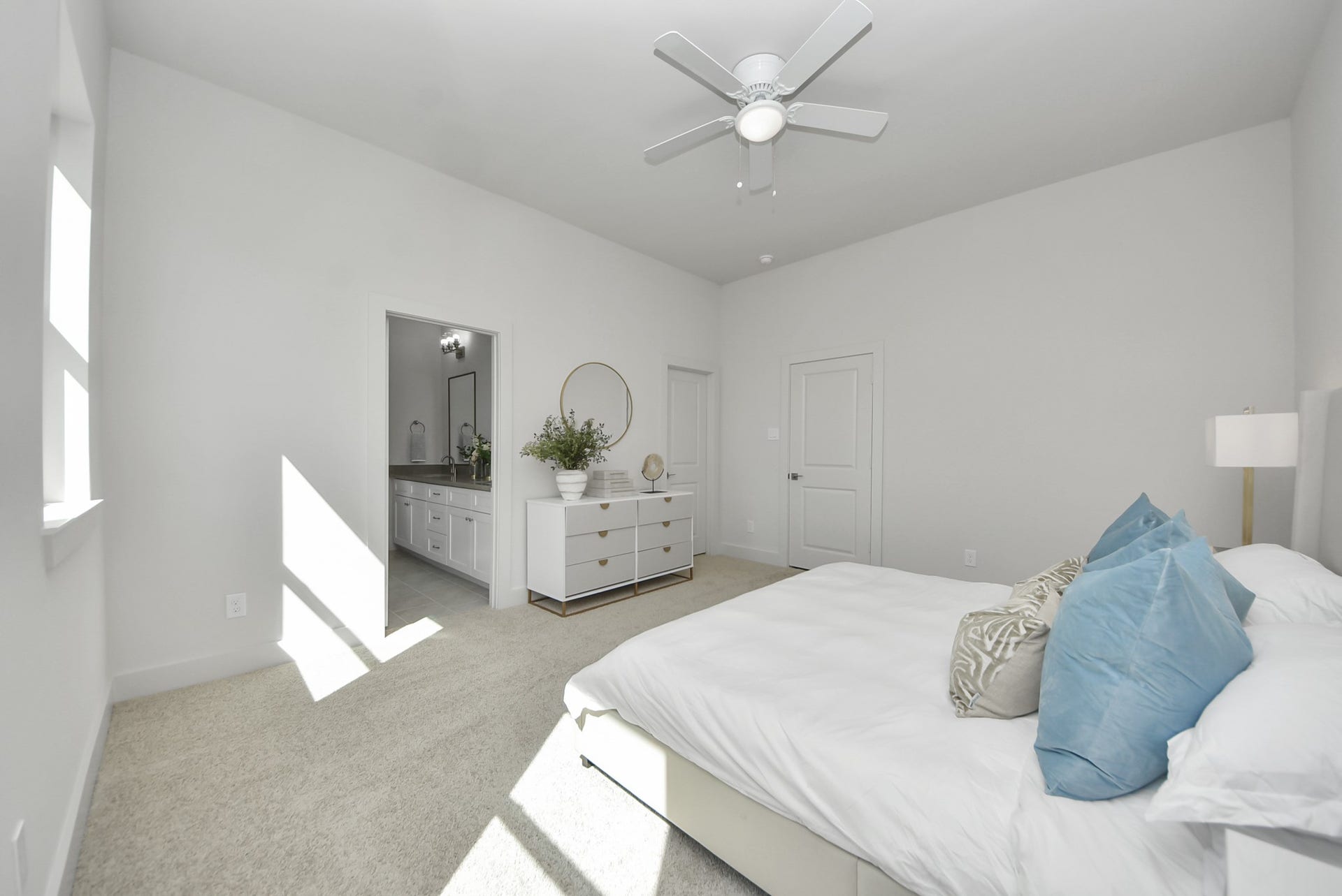 5252 Texas Street, Houston, TX 77011