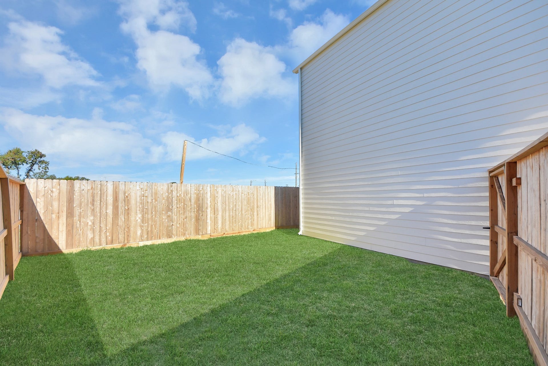 5252 Texas Street, Houston, TX 77011