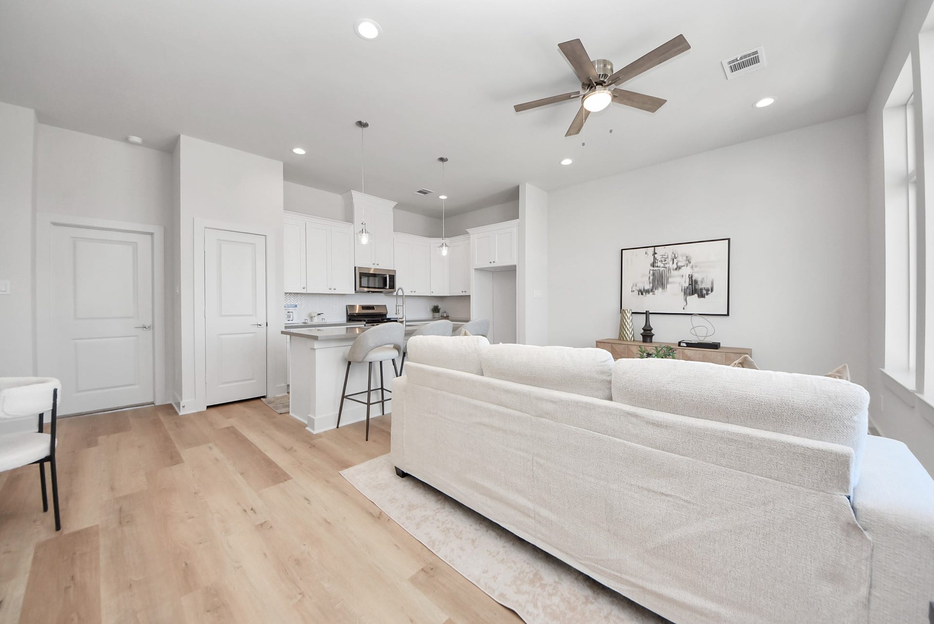 5252 Texas Street, Houston, TX 77011