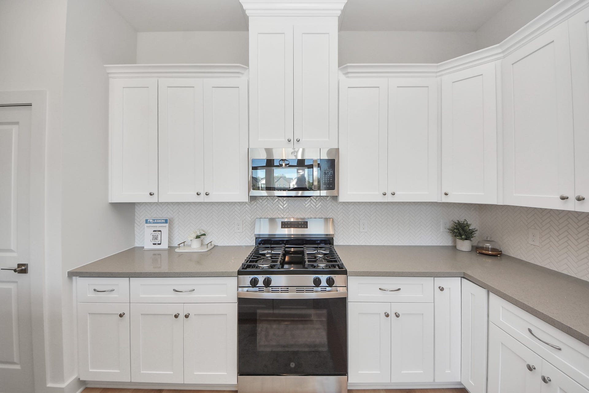 5252 Texas Street, Houston, TX 77011