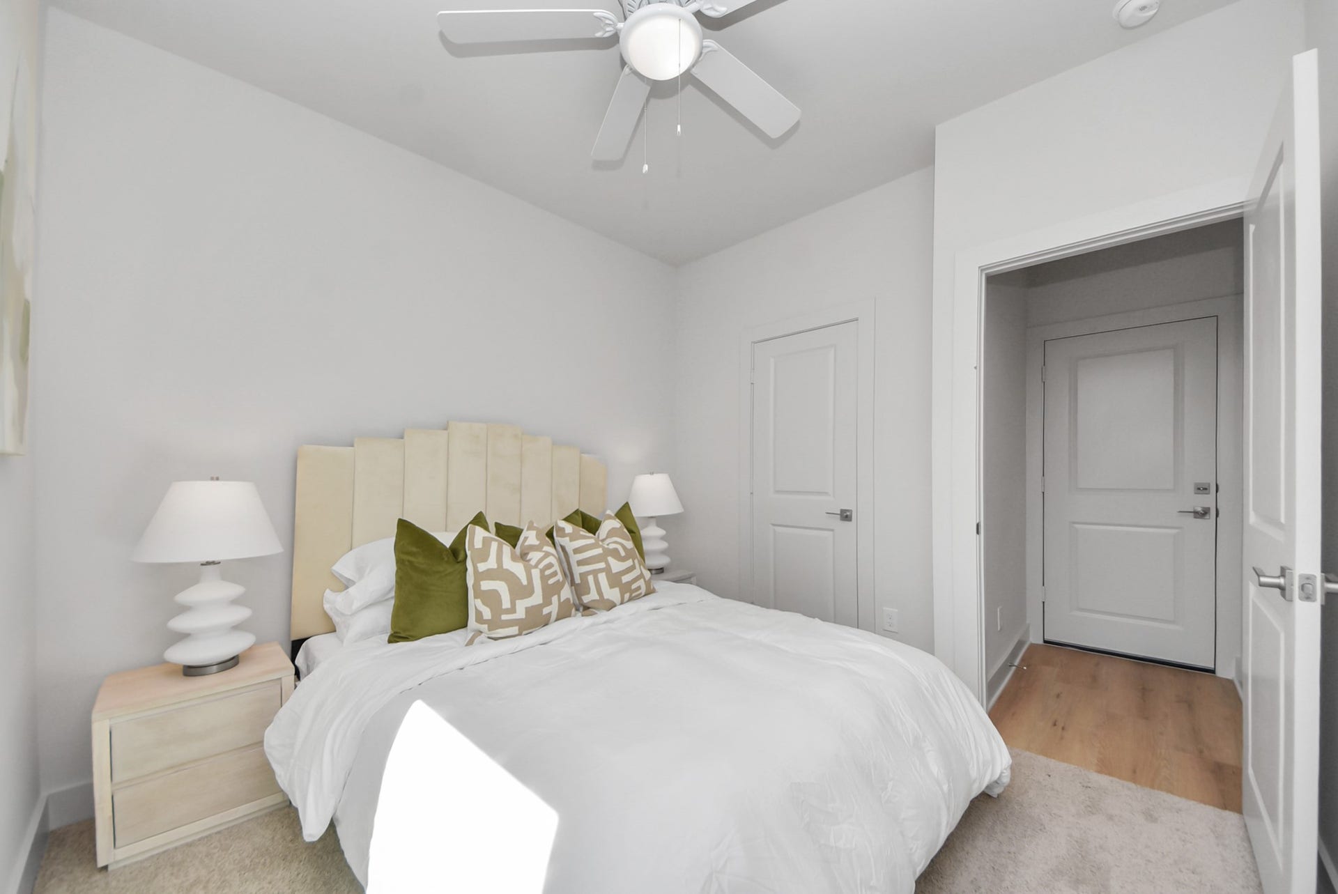5252 Texas Street, Houston, TX 77011